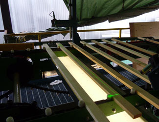 視覺系統(tǒng)檢測(cè)有缺陷的板材堆垛機(jī)木條